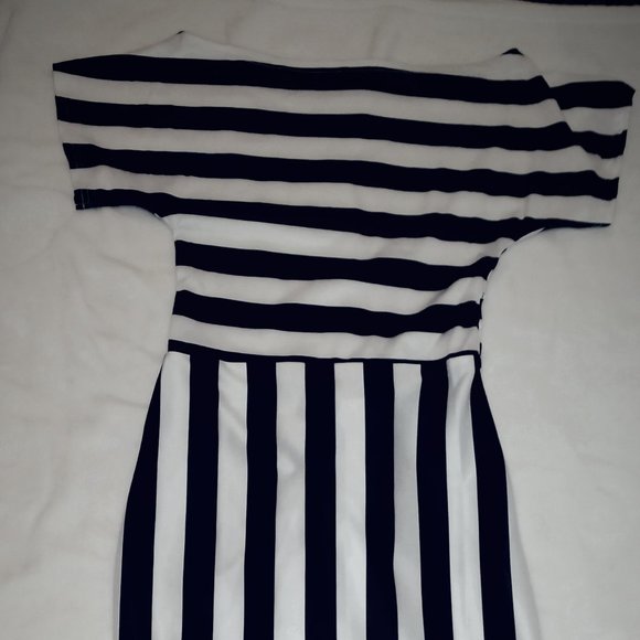 Women's Casual Short Sleeve Striped Midi Dress - Picture 6 of 8